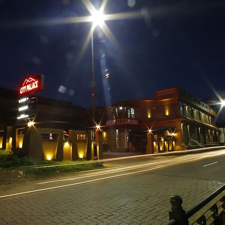 Hotel City Palace Udagamandalam Exterior foto